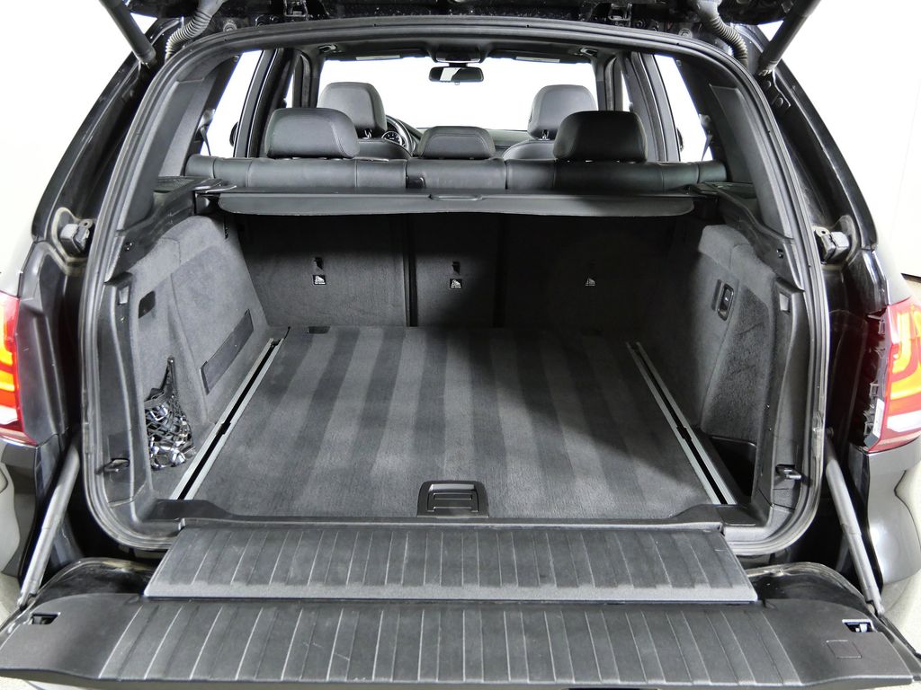 Thumbnail: 2018 BMW X5 - 28