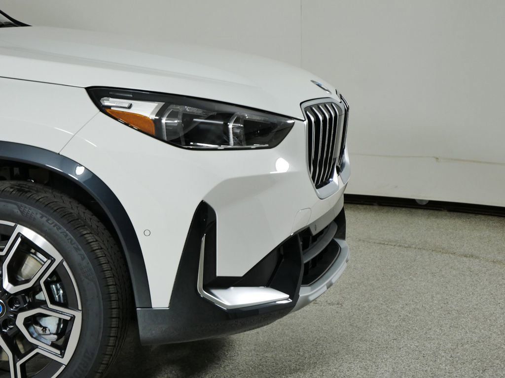 Thumbnail: 2025 BMW X1 - 5