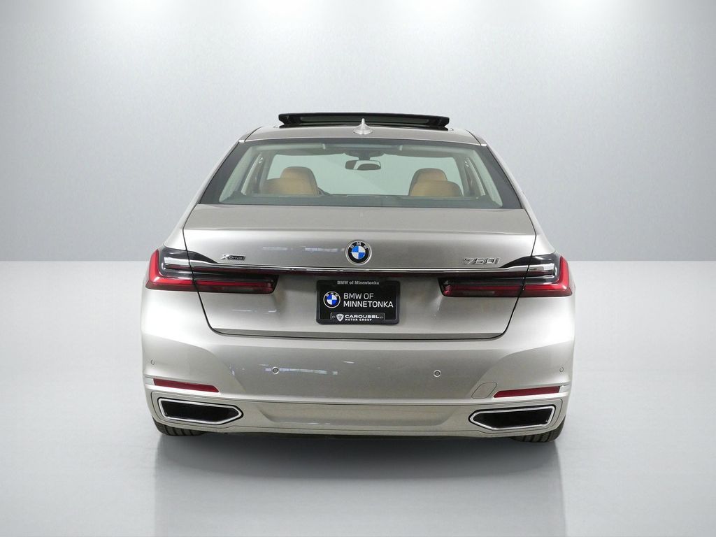 Thumbnail: 2022 BMW 7 Series - 11