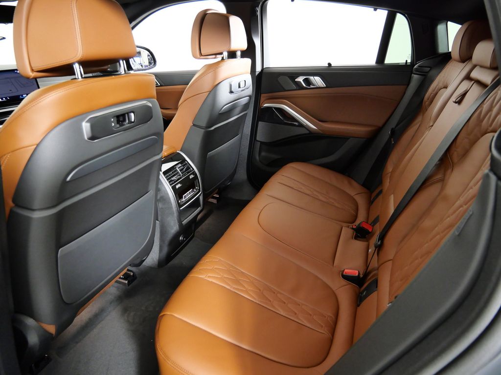 Thumbnail: 2026 BMW X6 - 31