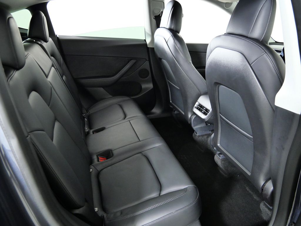 Thumbnail: 2022 Tesla Model Y - 27