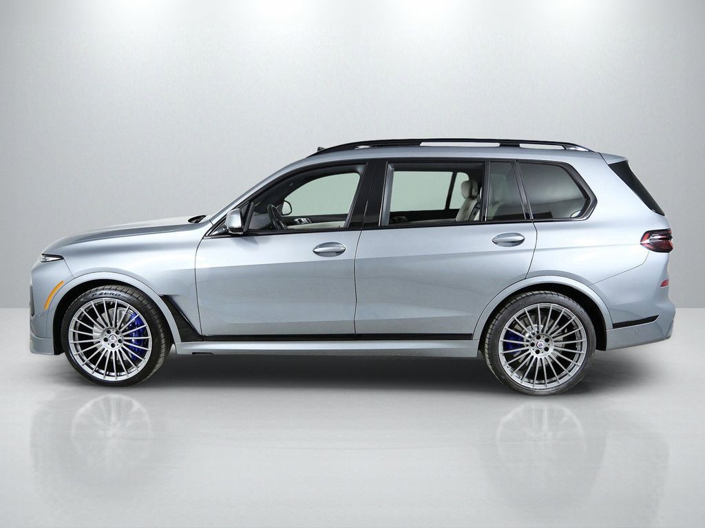 Thumbnail: 2023 BMW X7 - 17