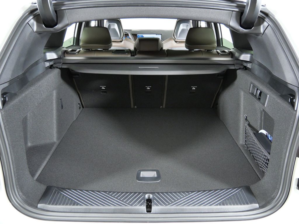 Thumbnail: 2026 BMW X3 - 28