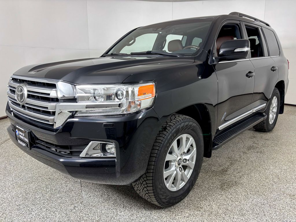 Thumbnail: 2017 Toyota Land Cruiser - 5