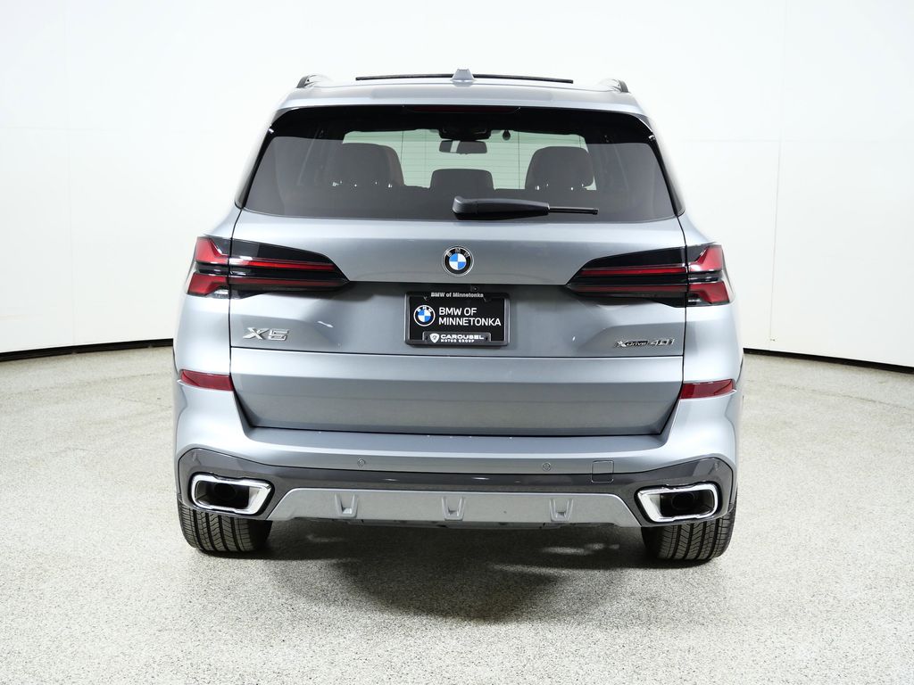 Thumbnail: 2025 BMW X5 - 12