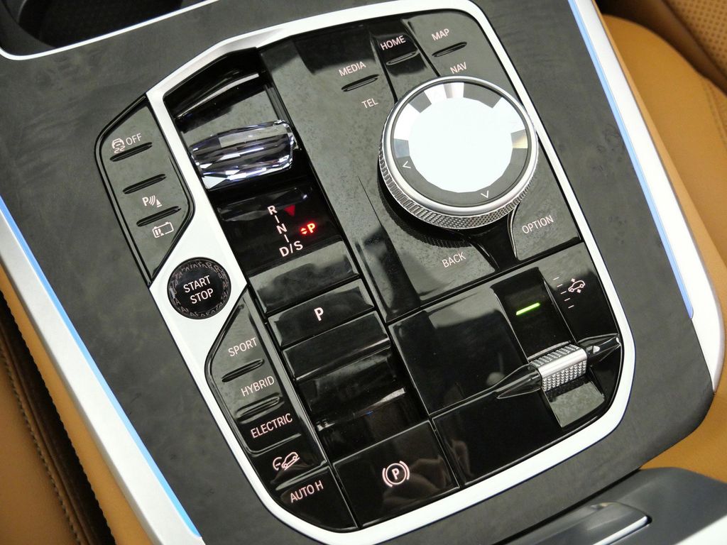 Thumbnail: 2026 BMW X5 - 48