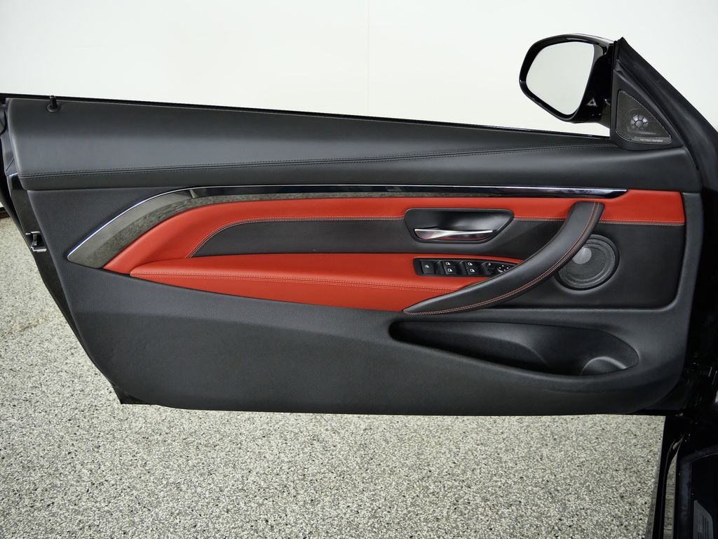 Thumbnail: 2016 BMW M4 - 29