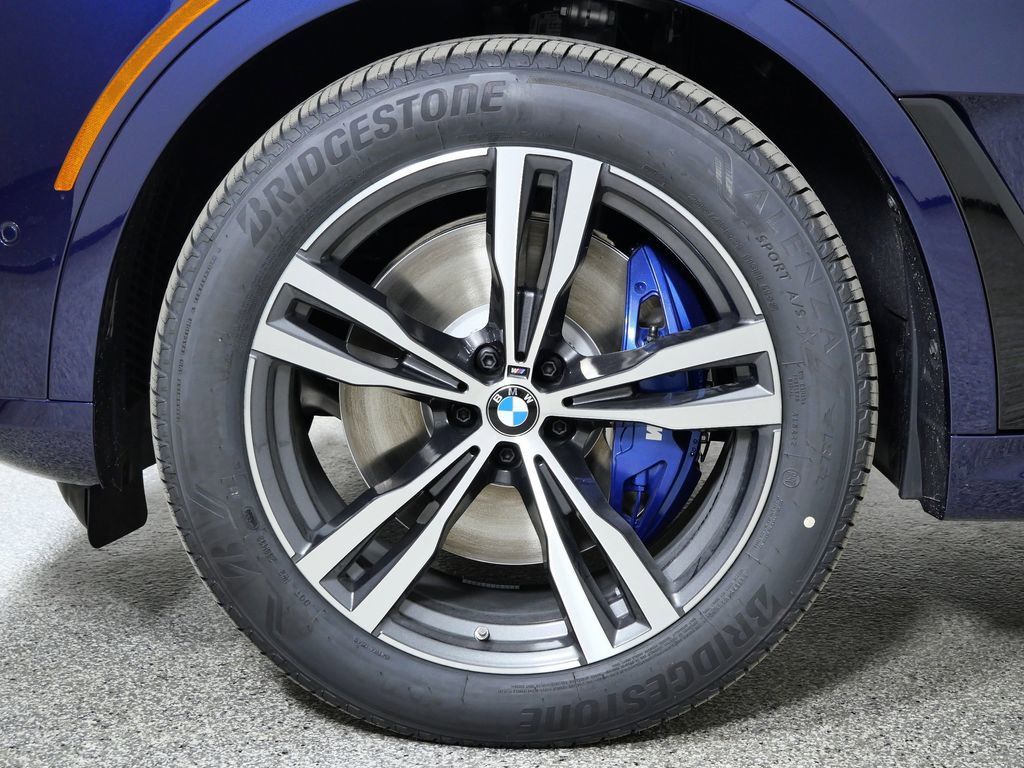 Thumbnail: 2026 BMW X7 - 19
