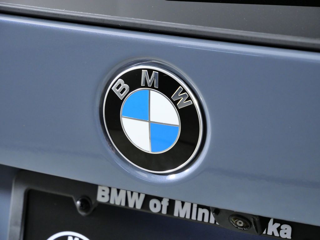 Thumbnail: 2026 BMW X1 - 11