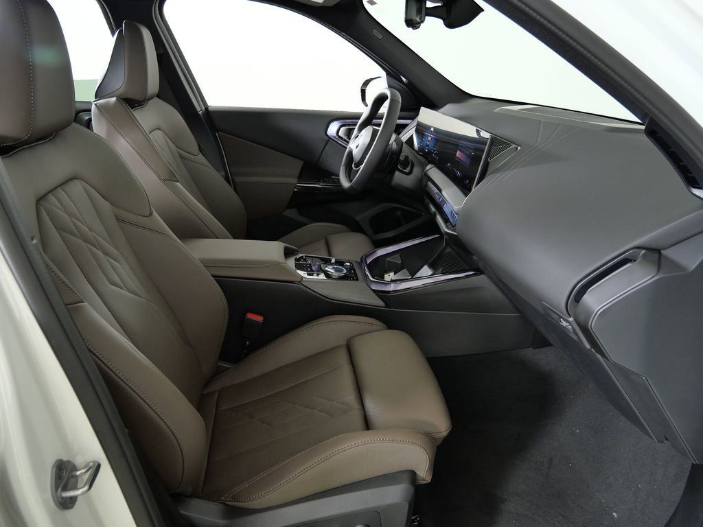 Thumbnail: 2026 BMW X3 - 23