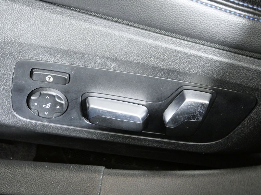 Thumbnail: 2019 BMW 3 Series - 39