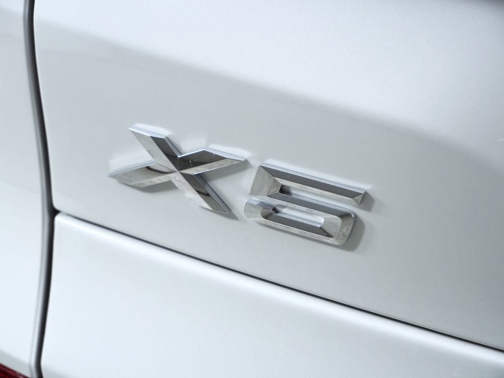 Thumbnail: 2026 BMW X5 - 15