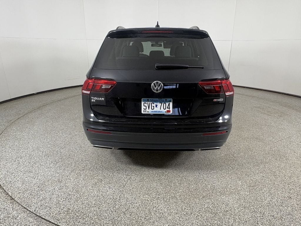 Thumbnail: 2019 Volkswagen Tiguan - 7