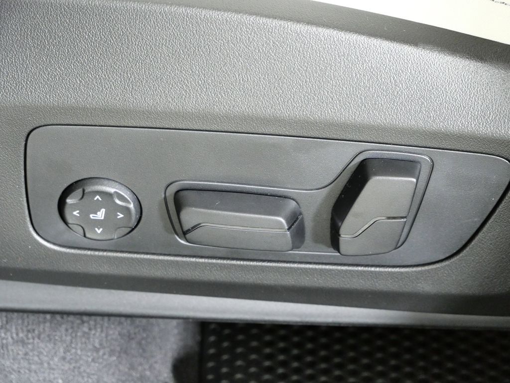 Thumbnail: 2026 BMW X1 - 37