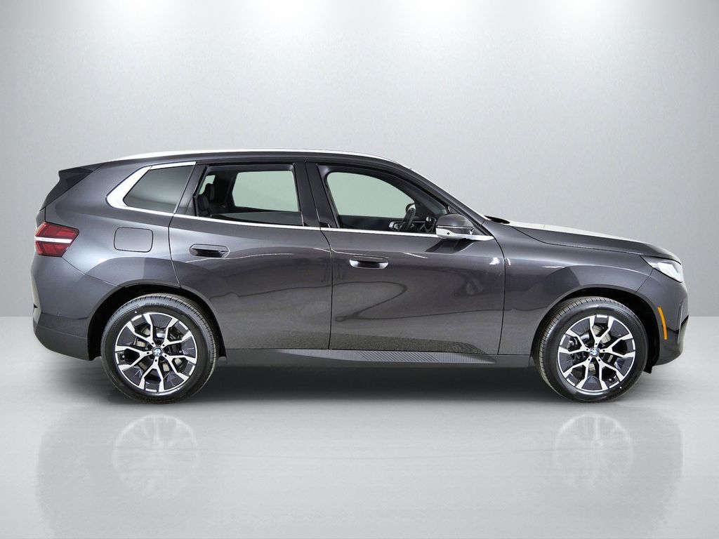 Thumbnail: 2026 BMW X3 - 8