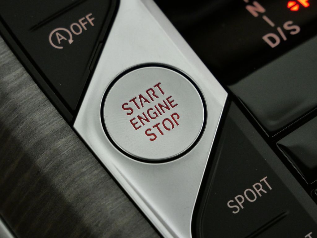 Thumbnail: 2026 BMW 3 Series - 45