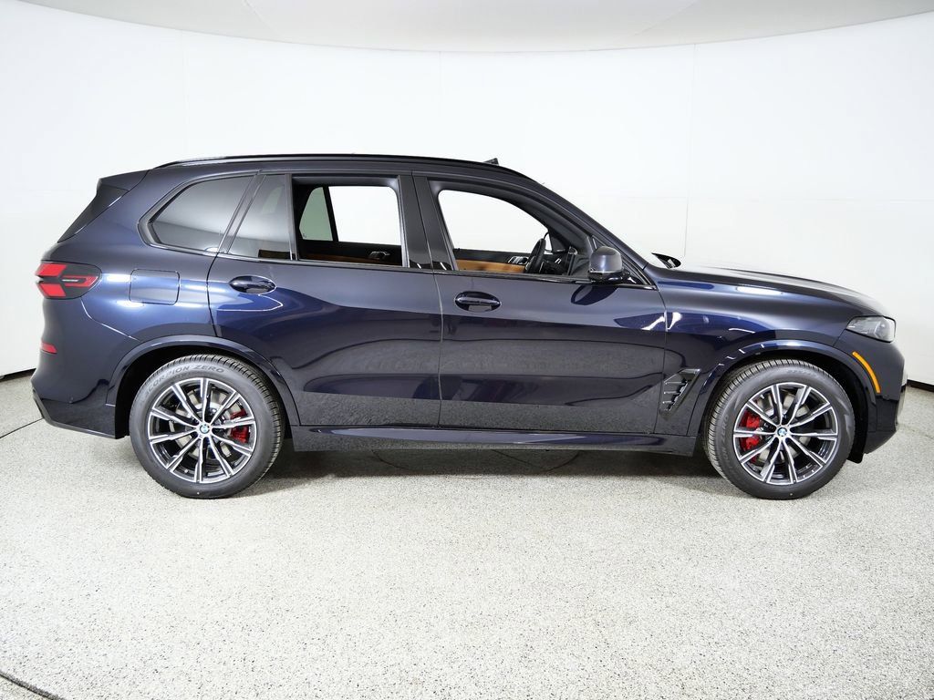 Thumbnail: 2026 BMW X5 - 10