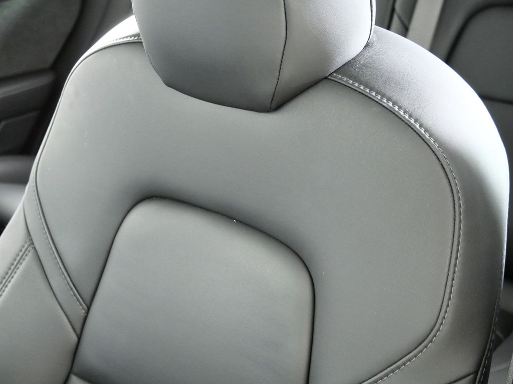 Thumbnail: 2018 Tesla Model 3 - 38