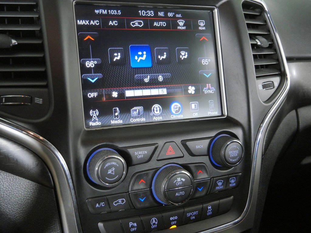 Thumbnail: 2017 Jeep Grand Cherokee - 40