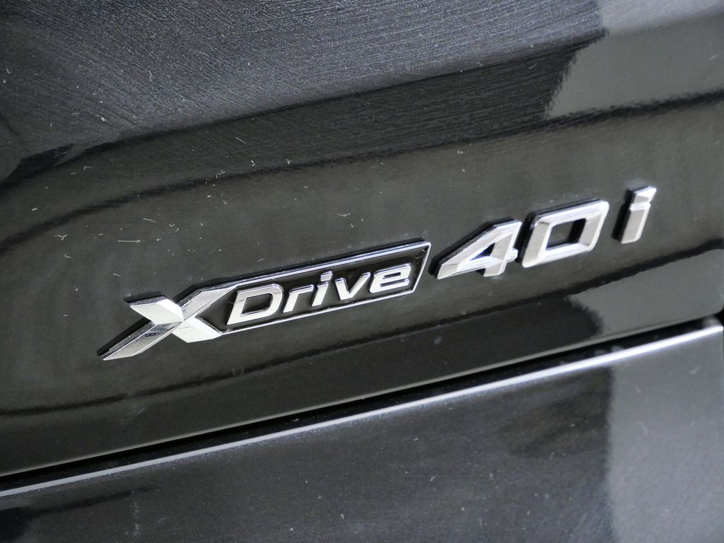 Thumbnail: 2026 BMW X5 - 12