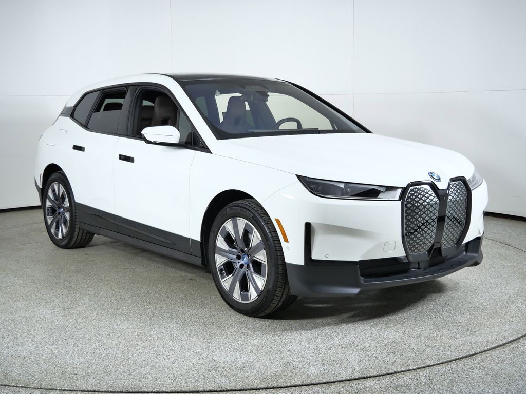 Thumbnail: 2025 BMW iX - 9