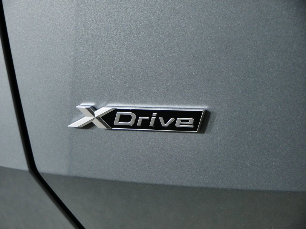 Thumbnail: 2025 BMW X3 - 14