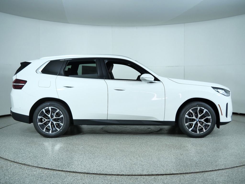 Thumbnail: 2026 BMW X3 - 8