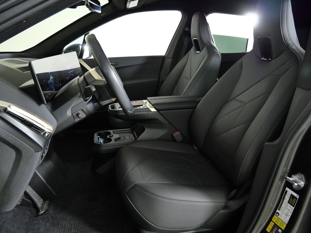 Thumbnail: 2023 BMW iX - 39