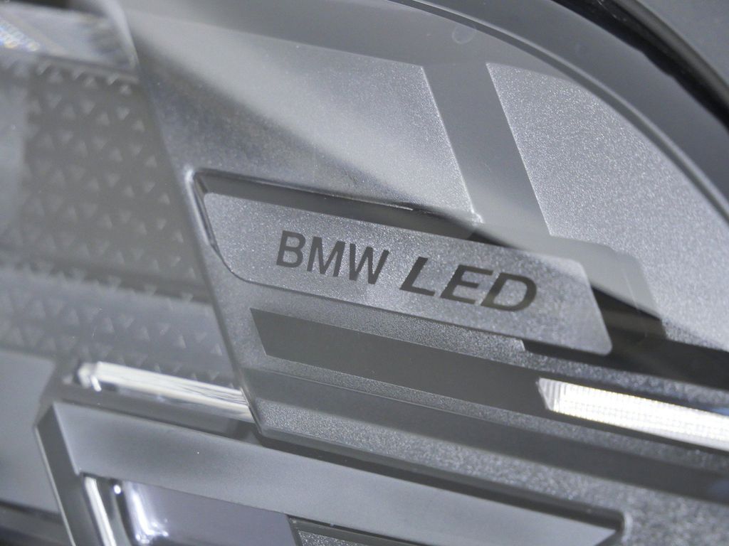 Thumbnail: 2026 BMW X5 - 4