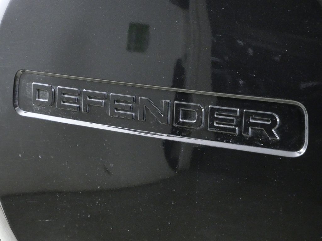Thumbnail: 2024 Land Rover Defender - 12