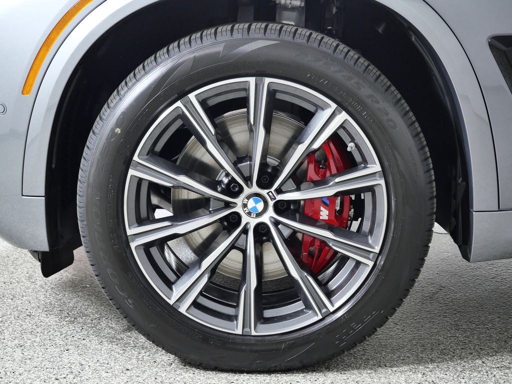 Thumbnail: 2026 BMW X5 - 17