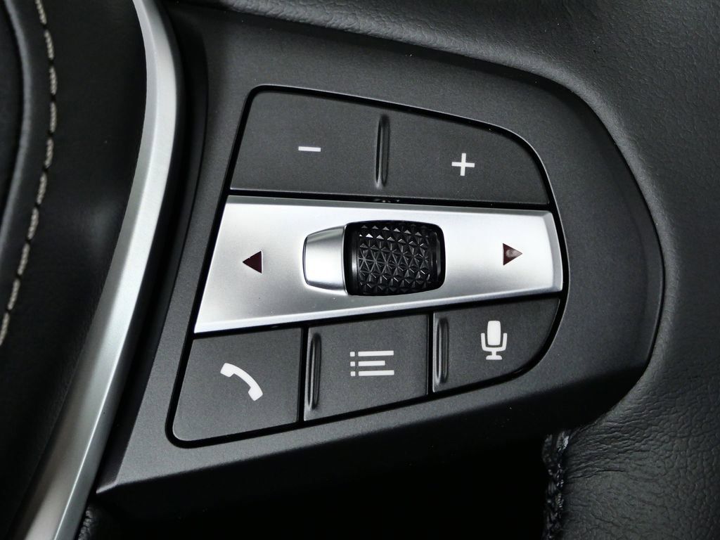 Thumbnail: 2026 BMW X5 - 44