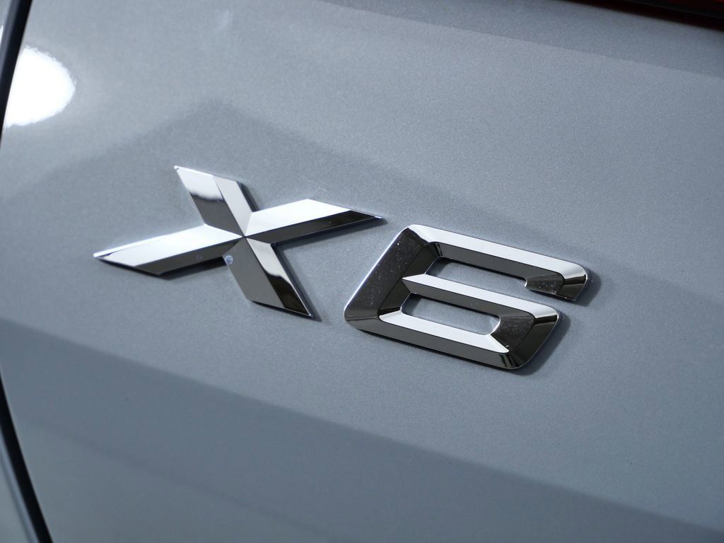 Thumbnail: 2026 BMW X6 - 15