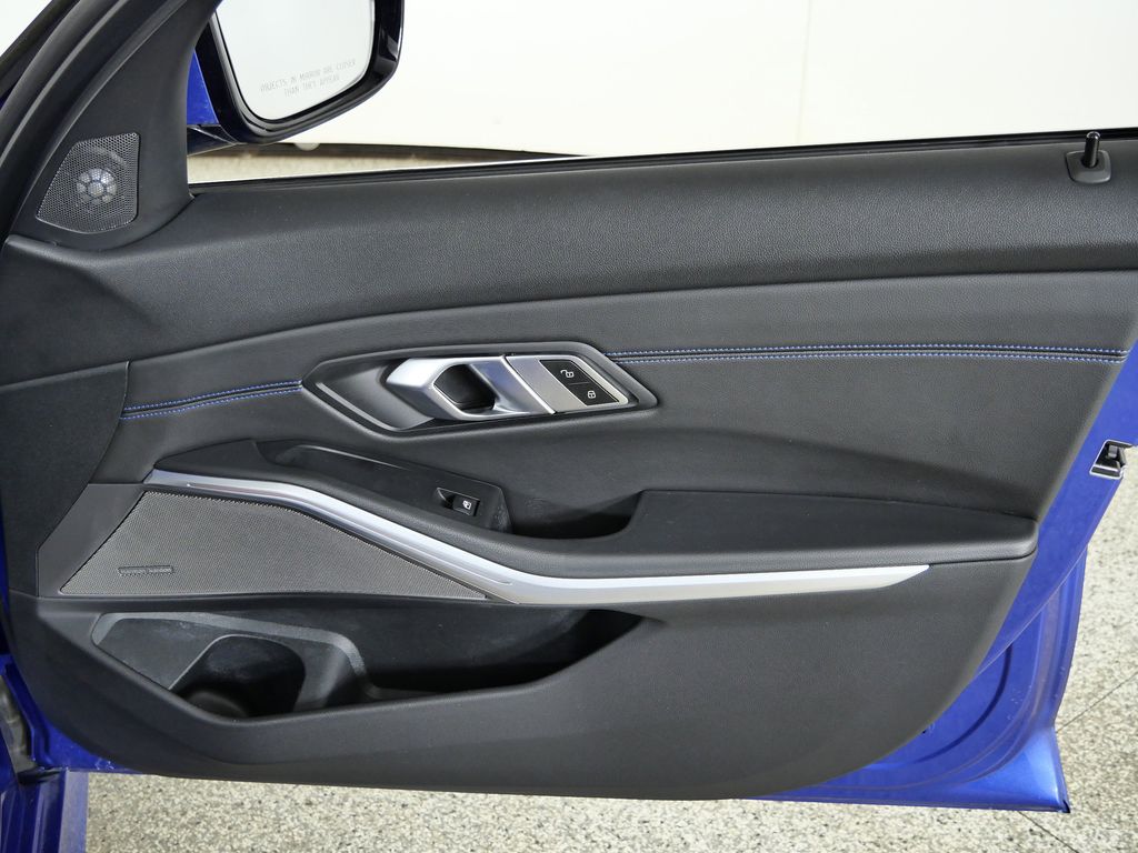 Thumbnail: 2019 BMW 3 Series - 20