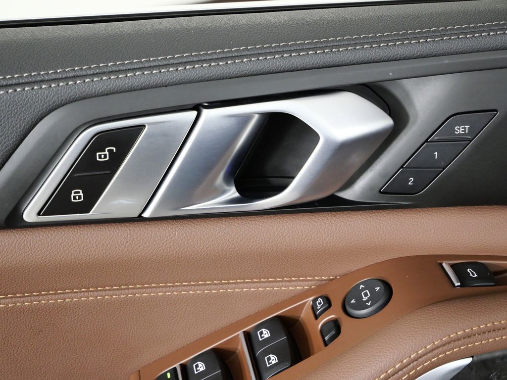 Thumbnail: 2022 BMW X5 - 43