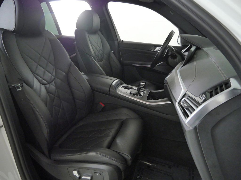 Thumbnail: 2023 BMW X5 - 26
