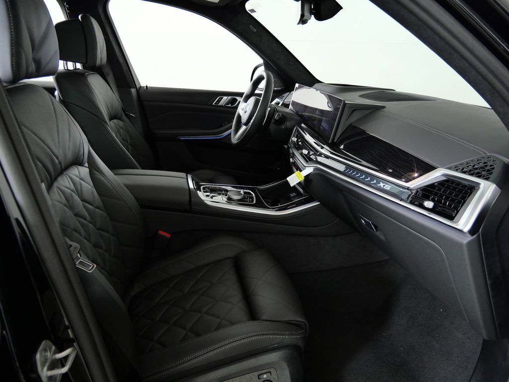 Thumbnail: 2026 BMW X5 - 20