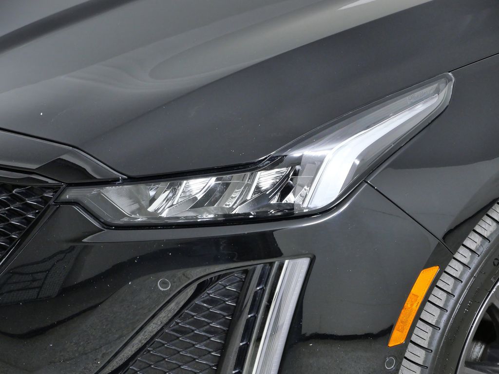 Thumbnail: 2022 Cadillac CT5 - 4