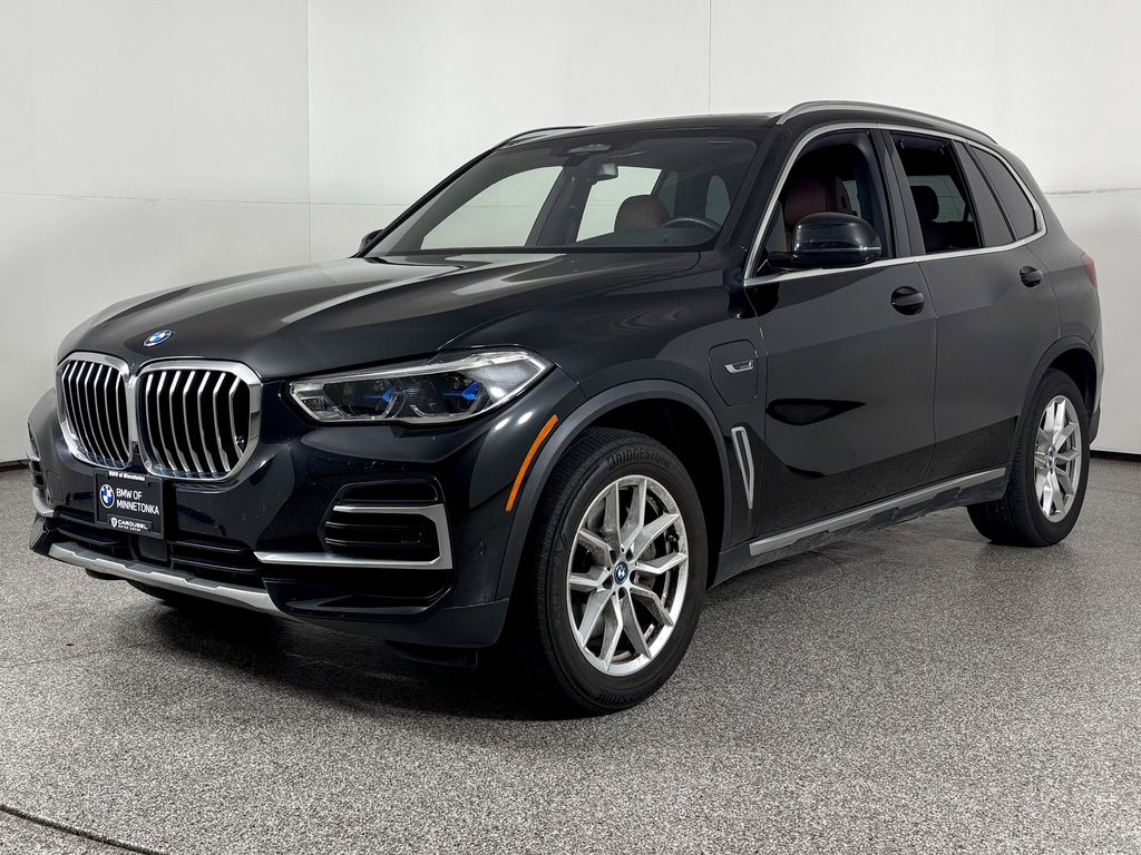Thumbnail: 2023 BMW X5 - 1