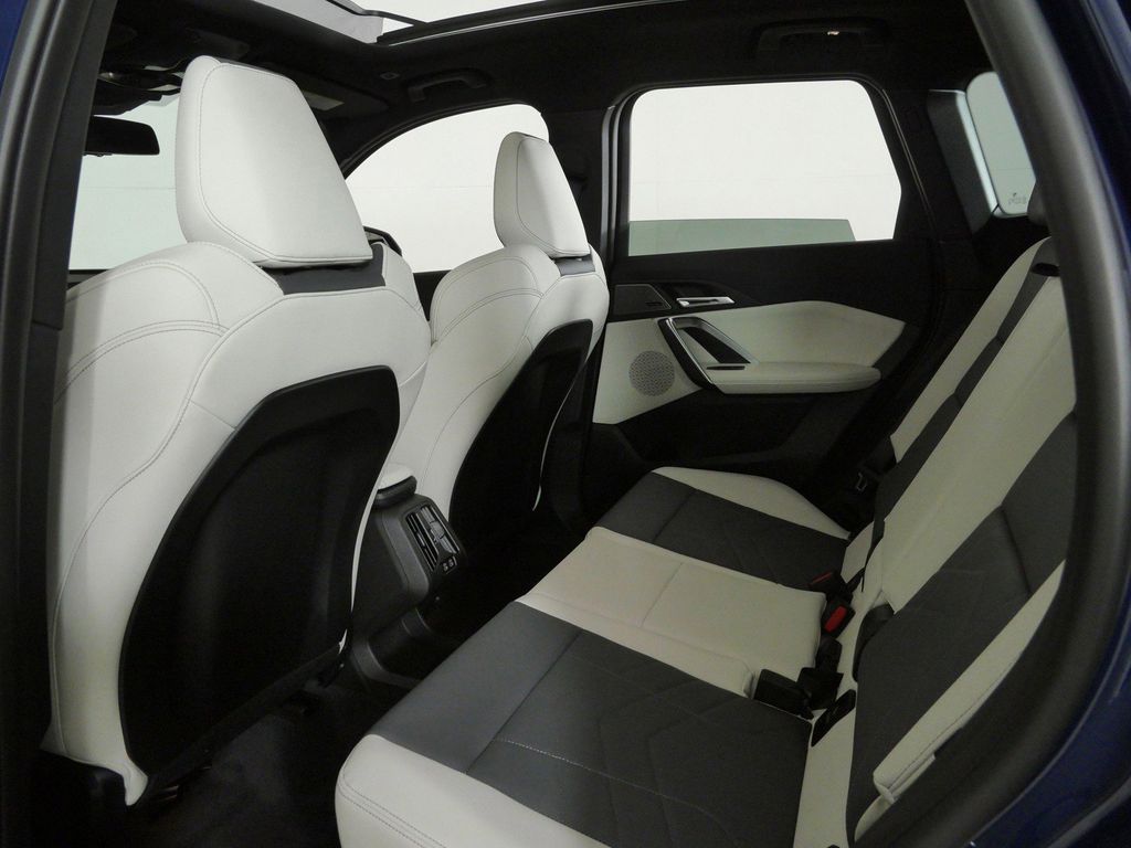 Thumbnail: 2026 BMW X1 - 29