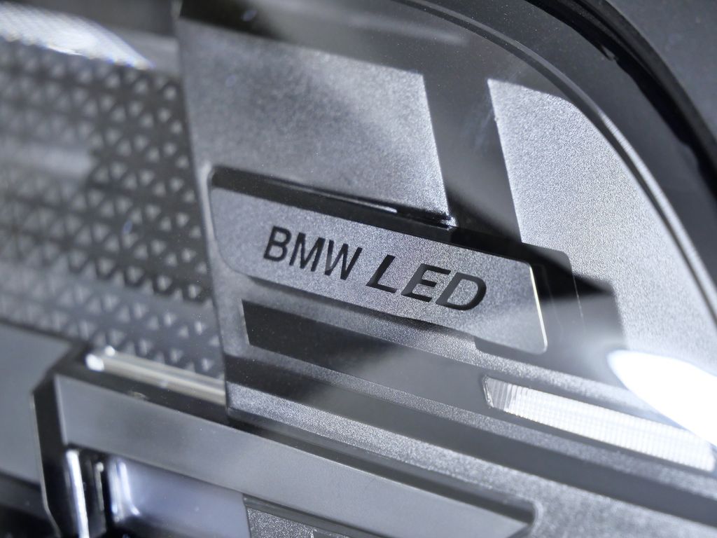 Thumbnail: 2026 BMW X5 - 4