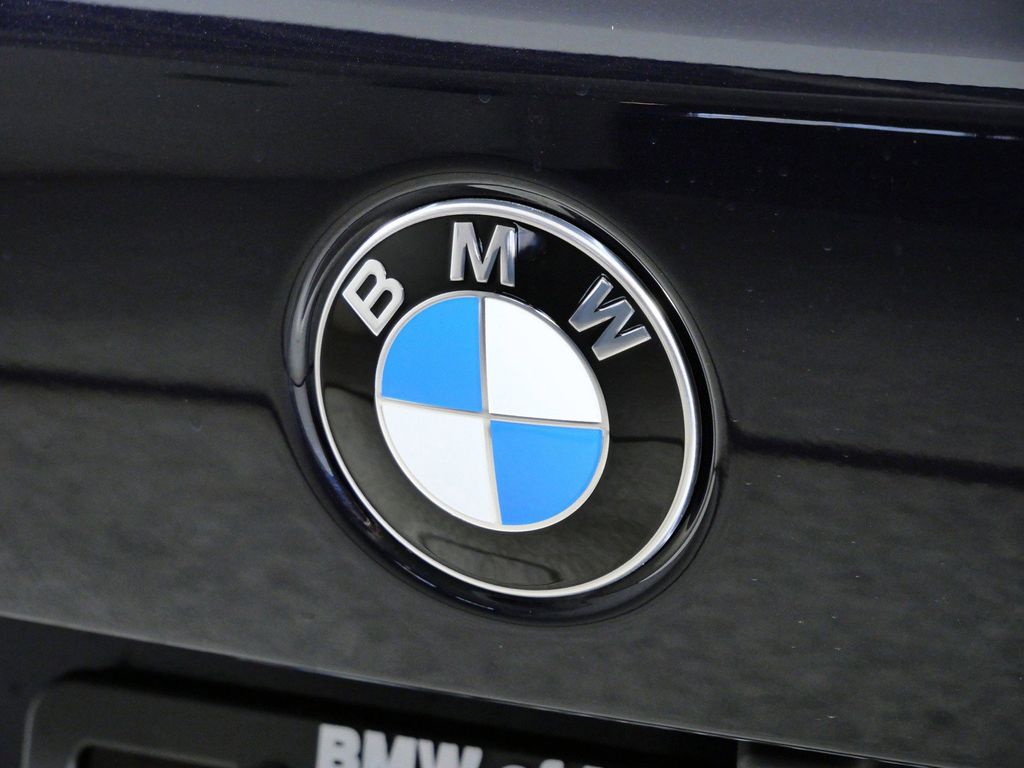 Thumbnail: 2026 BMW X5 - 11