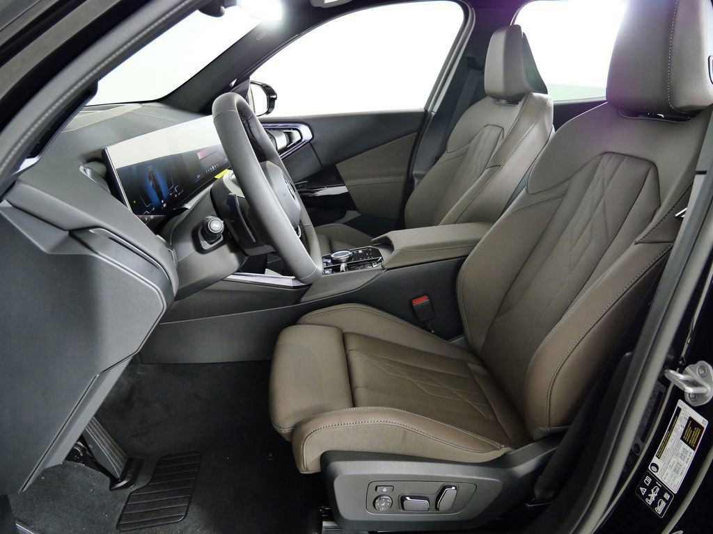 Thumbnail: 2026 BMW X3 - 36