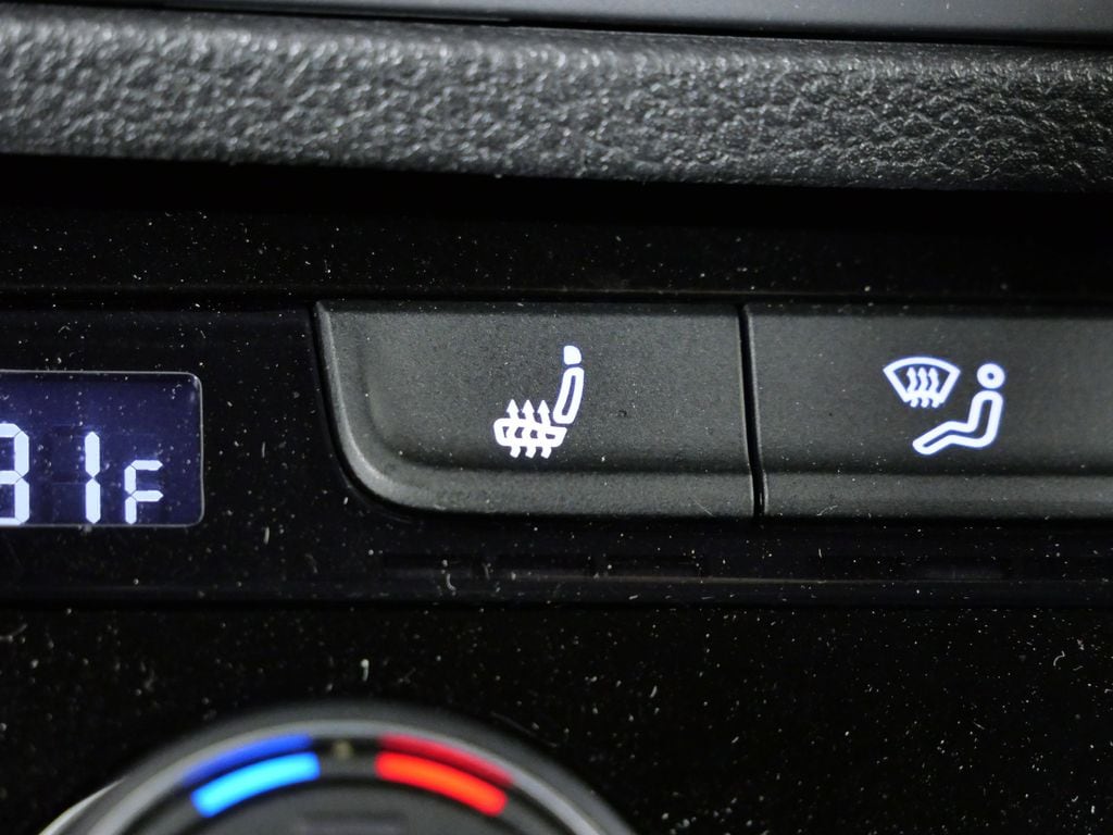 Thumbnail: 2019 Volkswagen Jetta - 48