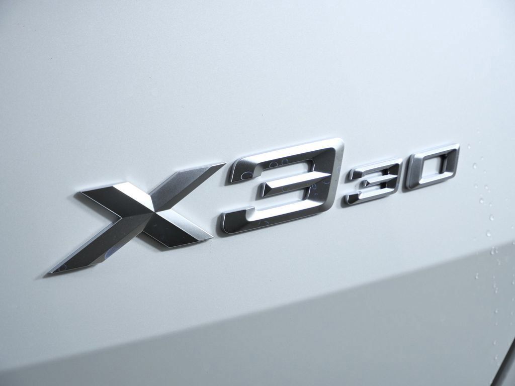 Thumbnail: 2026 BMW X3 - 14