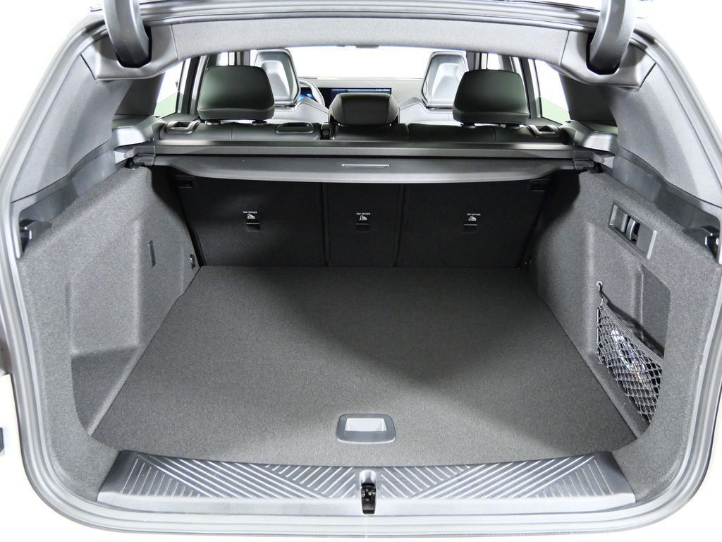 Thumbnail: 2026 BMW X3 - 27