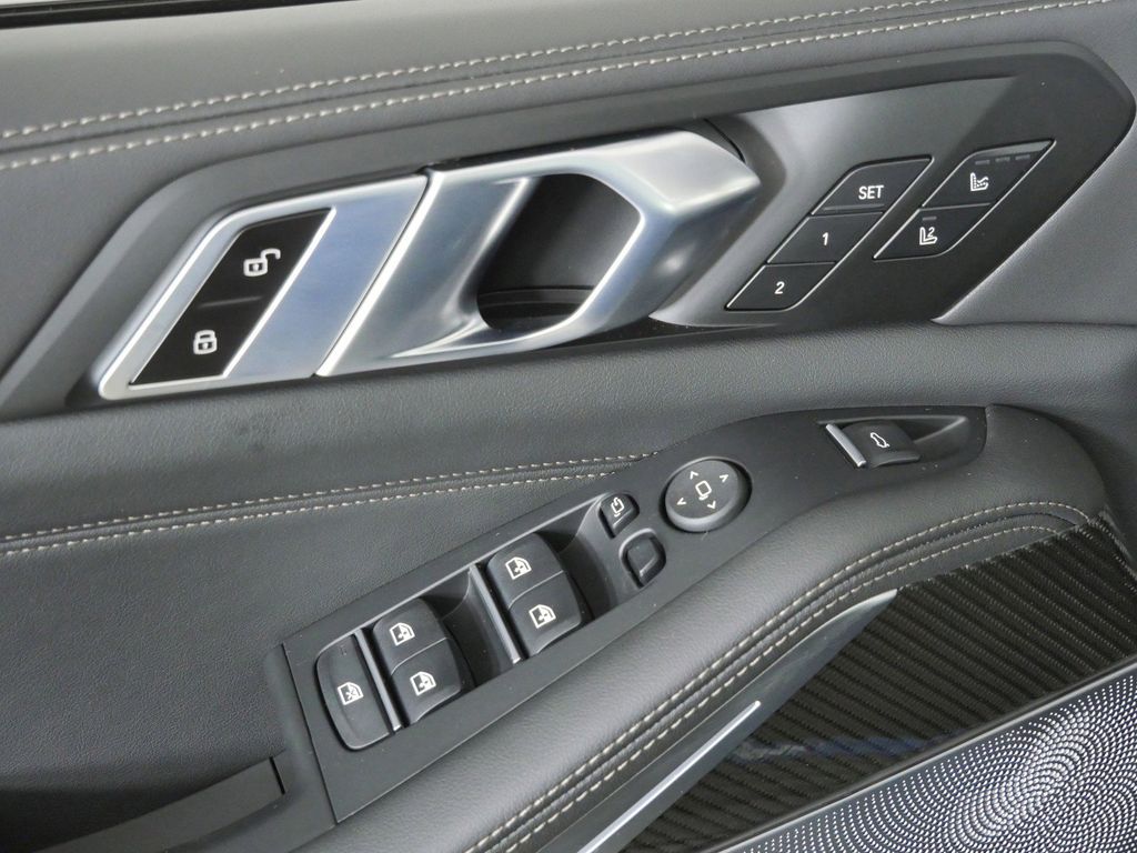 Thumbnail: 2026 BMW X5 - 37