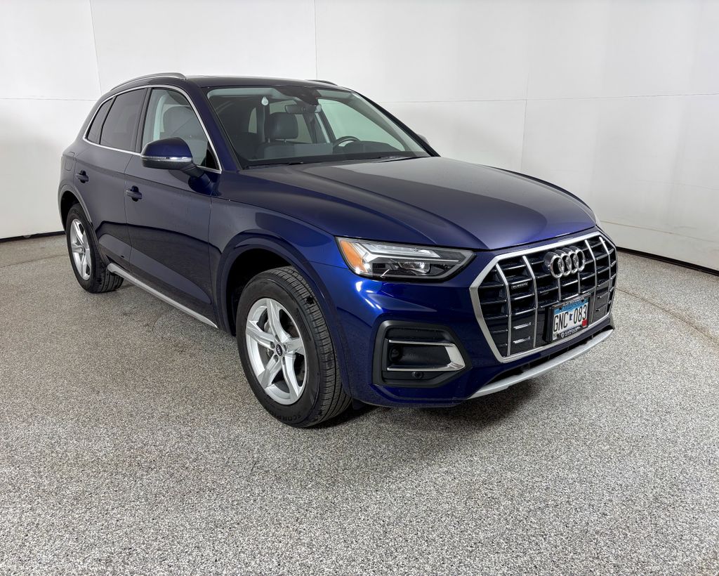 Thumbnail: 2021 Audi Q5 - 4