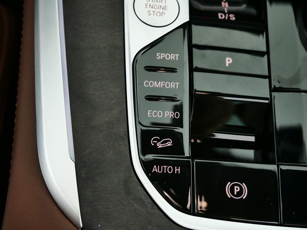 Thumbnail: 2026 BMW X5 - 40