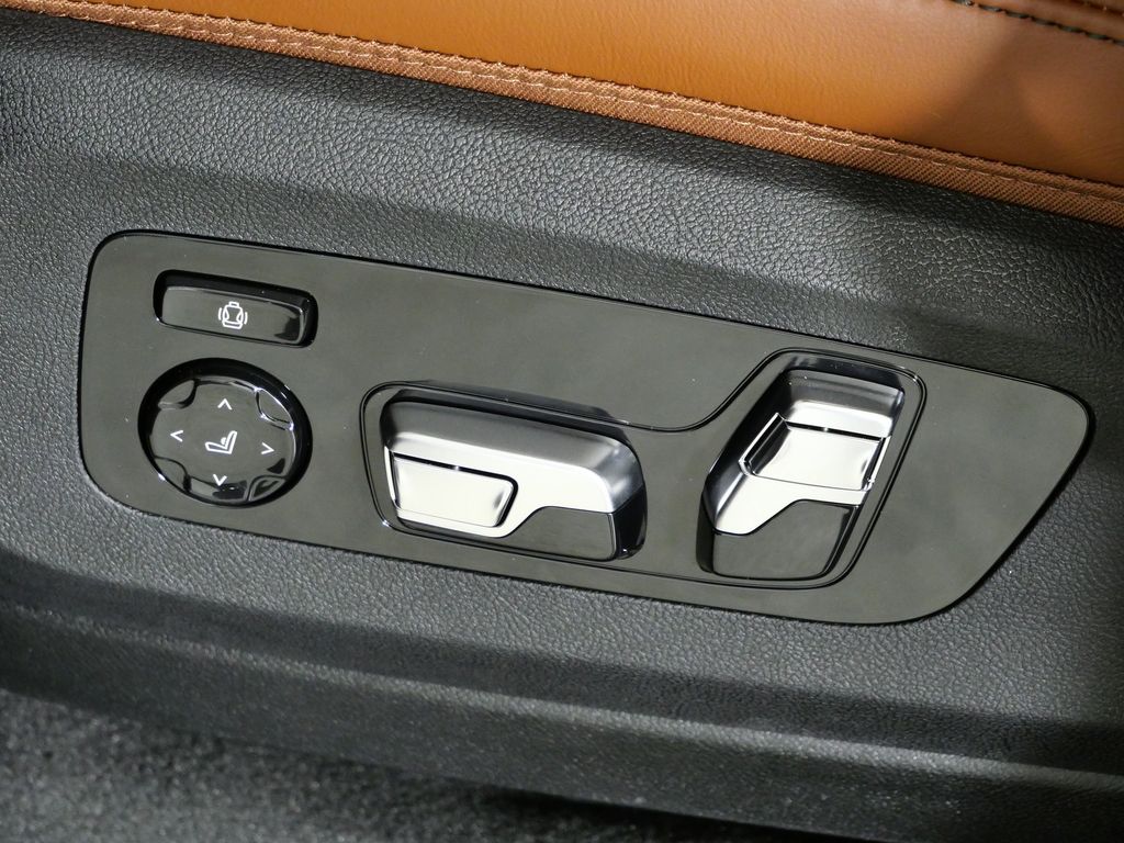 Thumbnail: 2026 BMW X5 - 39